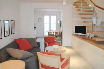 Image de Comfortable & stylishly furnished vacation home in the city center
