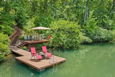 Image de Rustic Log Cabin with Private Dock on the Lake!