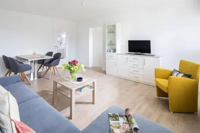 Image de Spacious 2-room vacation apartment in a well-kept complex with swimming pool in the house