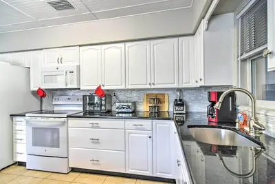 Image de Welcoming Largo Home w\/ Yard ~ 4 Mi to Beach!