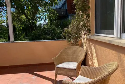 Image de Newly renovated, bright apartment with terrace, 2 minutes' walk from Lake Constance