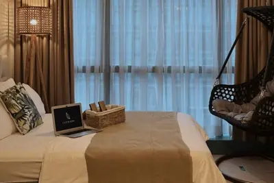 Image de Luxurious 1br Across Uptown Mall, Mitsukoshi Mall, & Grand Hyatt - Pet friendly!