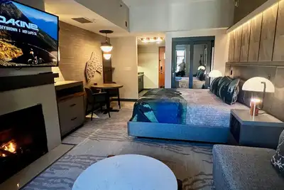 Image de Beautiful Top Floor Remodeled Monache Studio. Dogs Considered.