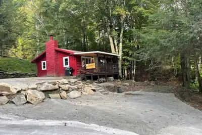 Image de Creekside 3 bedroom 2 bath cabin on private creek