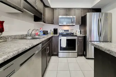 Image de Lovely New 3-Bedroom House w\/4 Parking in Niagara Fall