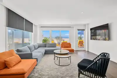 Image de BeachFront Sunshine Paradise house