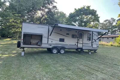 Image de Spacious Rv in Heber Springs, Ar