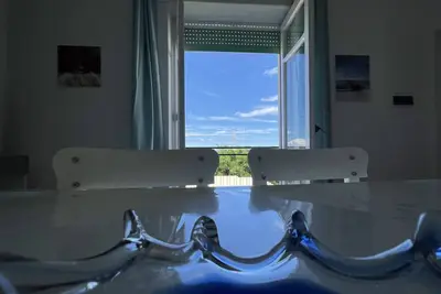 Image de Appartement au calme à deux pas de la mer