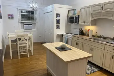 Image de Beautiful two-bedroom in Manset Village