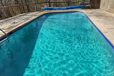 Image de Family Friendly Cabin with Seasonal Heated Outdoor Pool, Grill & much more