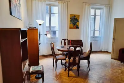 Image de Close to Ponte Vecchio \/ 1 Bedroom 1 Bath Apartment \/ Sleeps 4 Comfortably