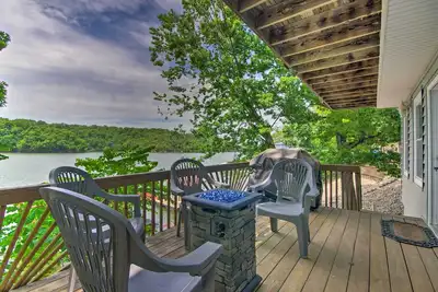 Image de Lakefront Rocky Mount Retreat w/ Swim Dock!