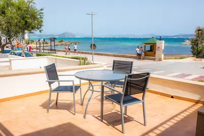 Image de Maison de vacances Casa Mulet avec vue sur la mer, terrasses et Wi-Fi.