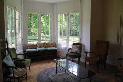 Image de Grande villa années 20 rénovée