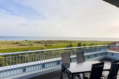 Image de Luxury vacation apartment, sauna, large terrace, sea view, laundry included