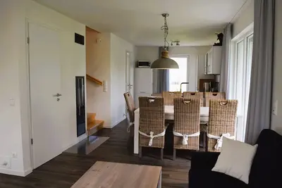 Image de Modern vacation home, sauna, south-facing terrace, loggia with sea view, pets