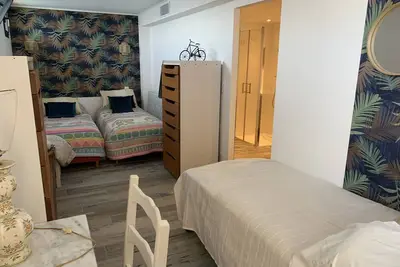 Image de Villa moderne avec vue imprenable mer ayant un accès Pmr