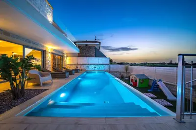 Image de Villa Aiolos ✩ Sea View ✩ Pool ✩ Gym ✩ Sauna