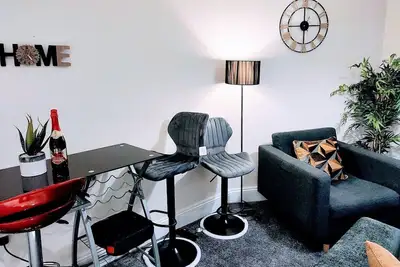 Image de Crystal Suite 1 a stylish experience at this centrally-located in North Shields.