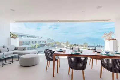 Image de Infinity 1. 6 Luxe Vue Mer  2b