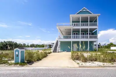 Image de Upscale Vacation Home Within Walking Distance To Johnson Beach In Perdido Key