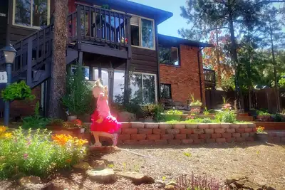 Image de Cabin's entire, private lower level w/ mountain view & cozy, comfortable living.
