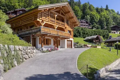 Image de Chalet 5* Les Bognettes 10 pers à 450 m des pistes de ski et 100 m des commerces