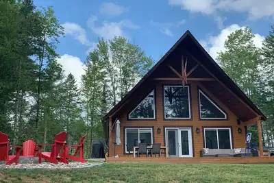 Image de Beautiful 4 Season Cottage-Sauna, Canoe Kayaks