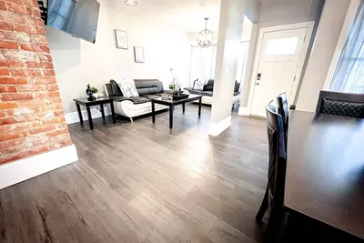 Image de Spacious 6br Home Perfect for Families or Groups