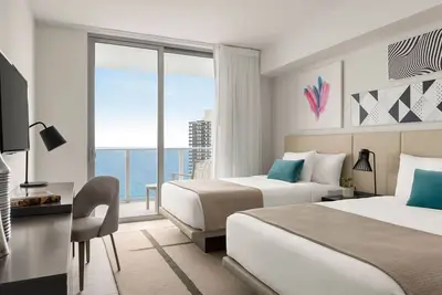 Image de Your Home Away From Home! 2 Oceanfront Units, Kitchen, Pool