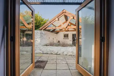Hillcroft · Cosy Welsh Cottage in St Davids Centre with Garden