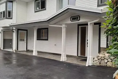 Image de 2 Bedroom Cheery Historic Downtown Oasis (sleeps 8)