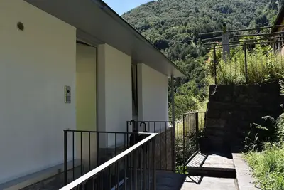 Image de Agréable appartement avec piscine, Wifi, Tv, patio, animaux admis, vue panoramique et parking