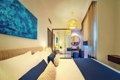 Image de Studio Apartment Near Internet Metro By Luxury Bookings