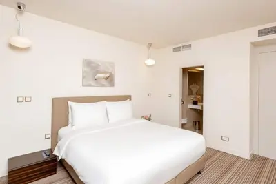 Image de One Bedroom Apartment Near Marina Mall By Luxury Bookings