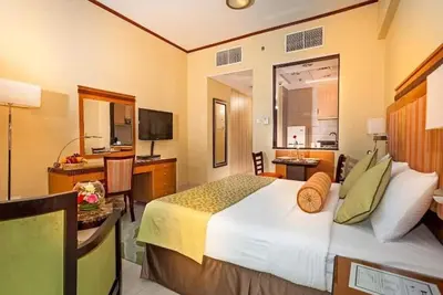 Image de Furnished Studio Walk from Gardens Metro Station