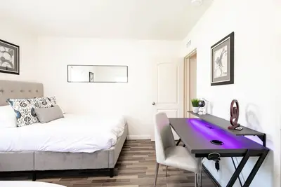 Image de Centrally located 3bd/3ba near Disneyland/Hollywood/Pasadena