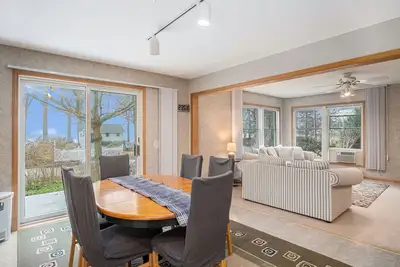 Image de Glenn Lake View Retreat