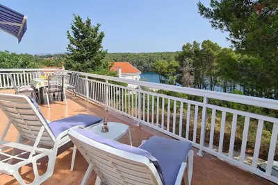 Image de Appartement The view (88711-A1) - Vrboska - île de Hvar