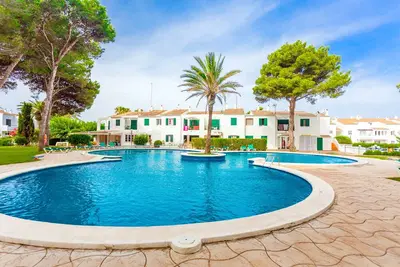 Image de Appartement 'Las Brisas 11' près de la plage avec piscine partagée