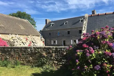 Image de Grande maison en pierres de taille à 500 m de la mer et des chemins de randonnée