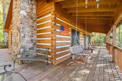 Image de 3-bedroom cabin close to Franklin, Sylva and Highlands Nc