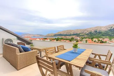 Image de Appartement de vacances avec balcon avec vue panoramique sur la mer