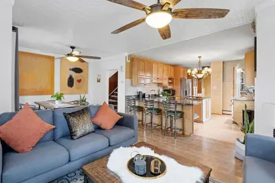 Image de Unique 5bd/3ba near Hard Rock, Ocean & Boardwalk