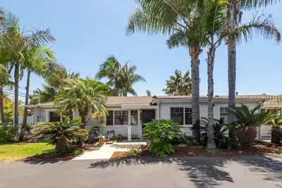 Image de Leucadia \"Moonlight\" Bungalow ~ walk everywhere with beach gear!