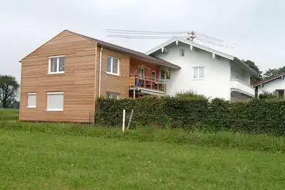 Image de Fantastic vacation apartment on Lake Chiemsee with lake/mountain views