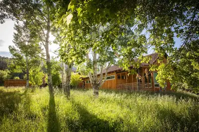 Pet Friendly Contemporary Ranch Home with Stunning Views on Main Elk Creek!