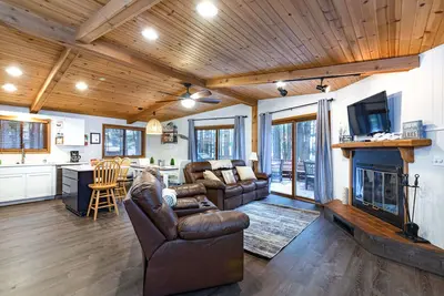 Image de Beautiful Lake View Cabin with Private Beaches