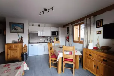 Image de appartement tout confort, grande terrasse, plein sud 50m des pistes