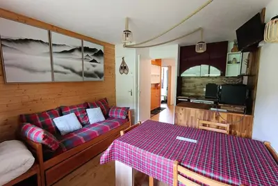 Image de Appartement rénové plein sud avec parking et sur les pistes de ski